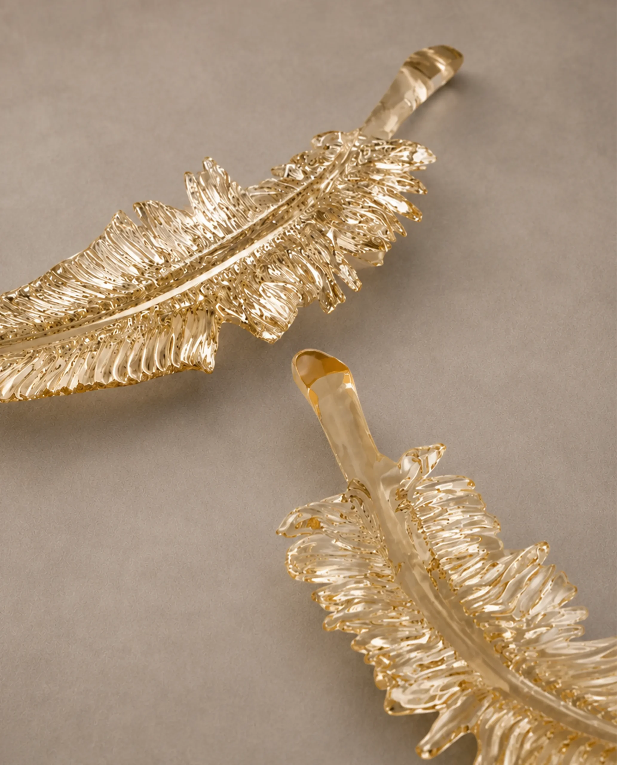 Zypher chandelier gold feather close-up detail